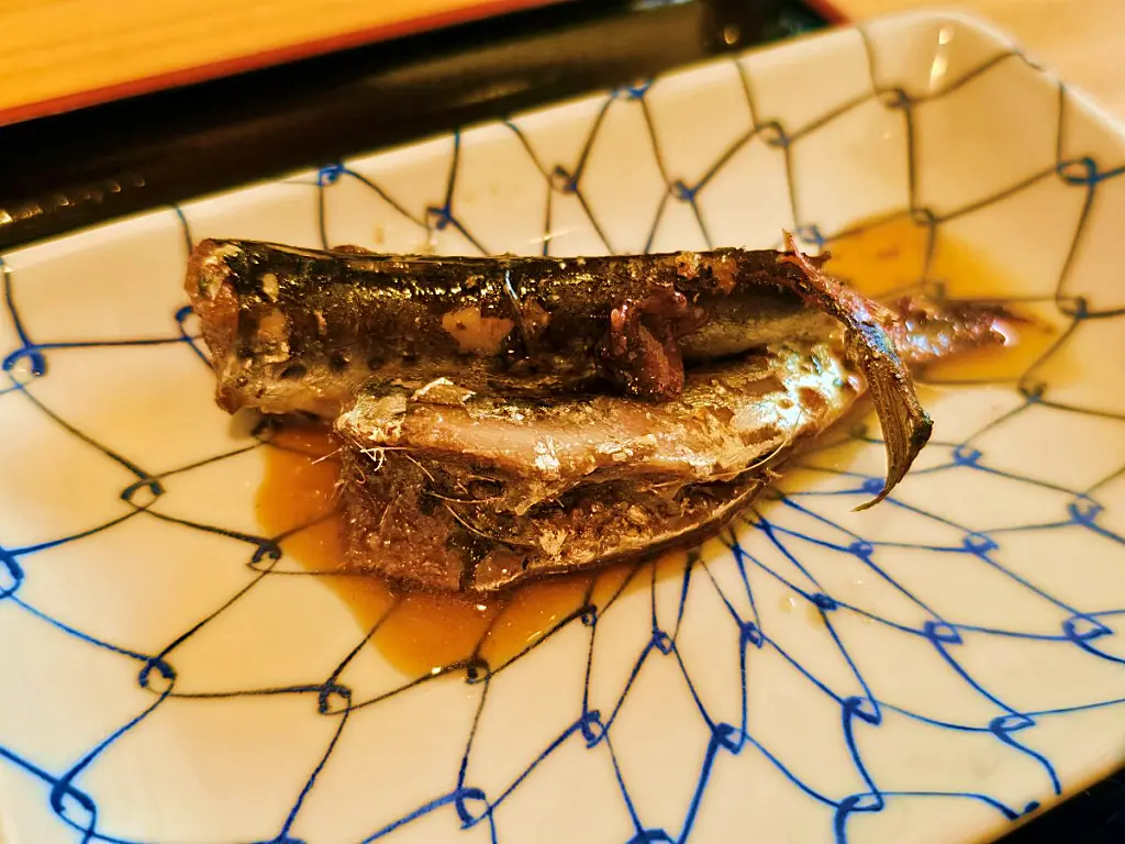 조식 반찬으로 나온 담백하고 고소한 생선구이 디테일