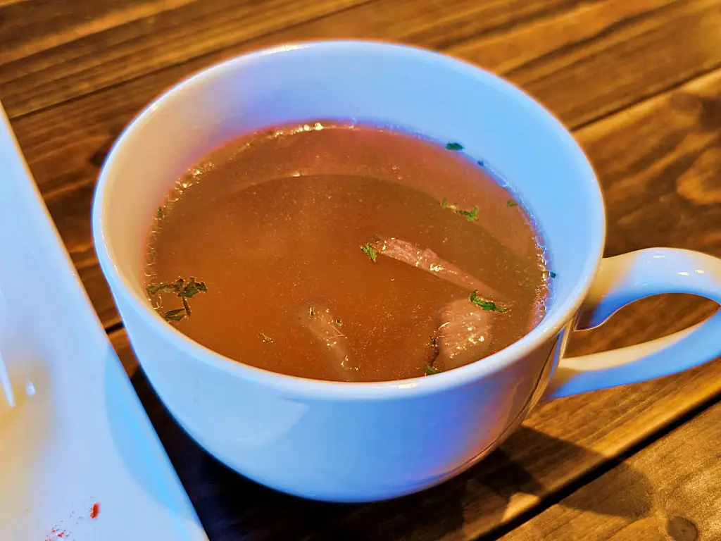 저염으로 조리되어 담백하고 건강한 맛이 일품인 양파 수제 스프 이미지